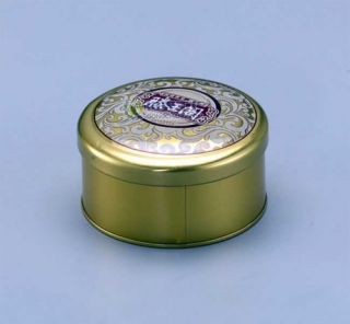 金属罐,纸质,玻璃和塑料容器,这些包装容器在回收时都有其优缺点,而